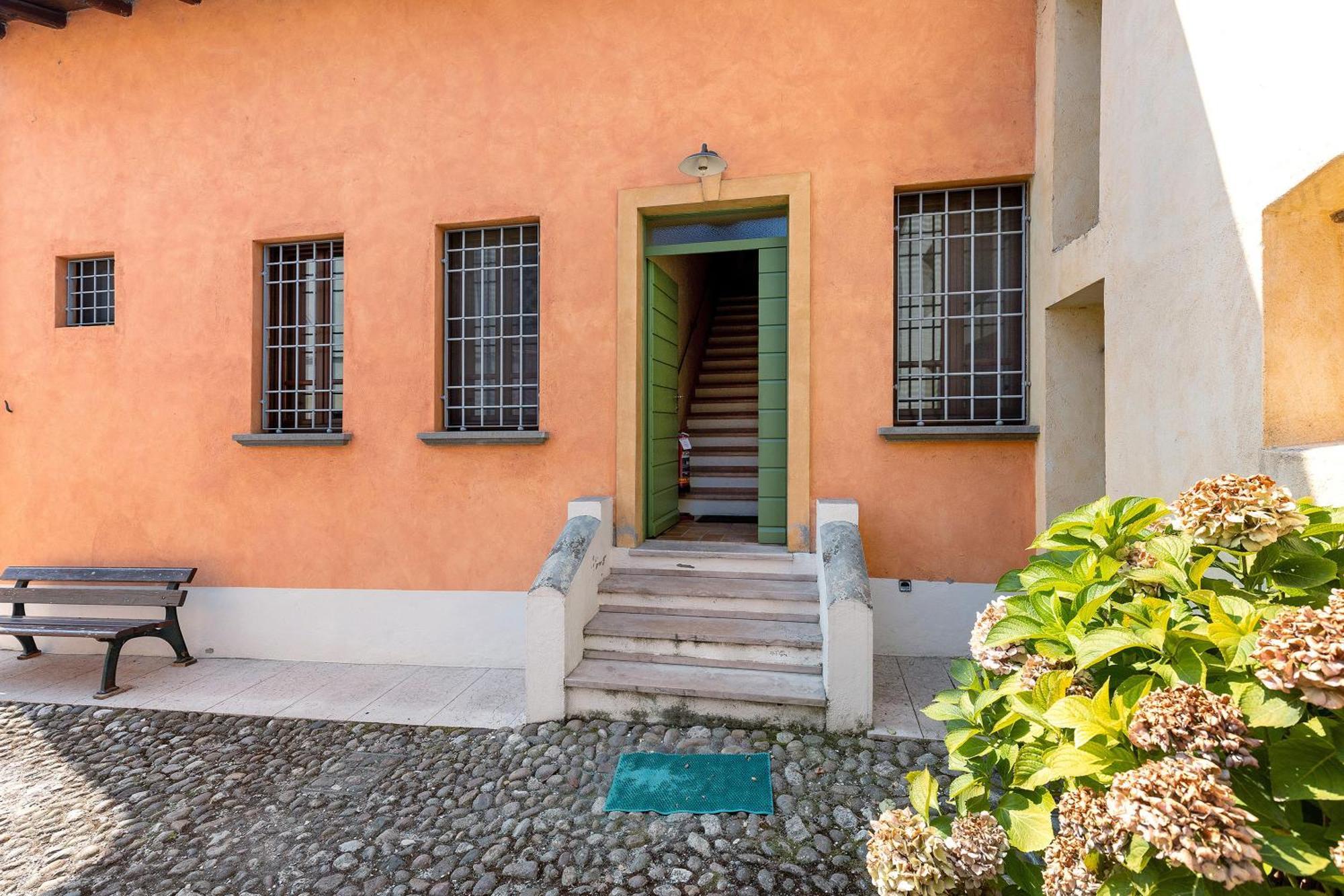 New Agriturismo Corte Olfino 蒙赞巴诺 外观 照片