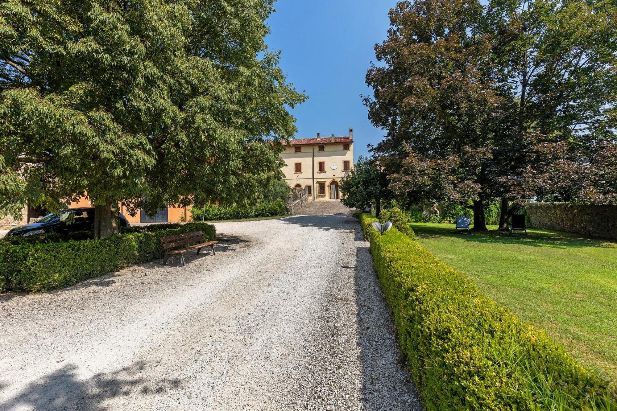 New Agriturismo Corte Olfino 蒙赞巴诺 外观 照片