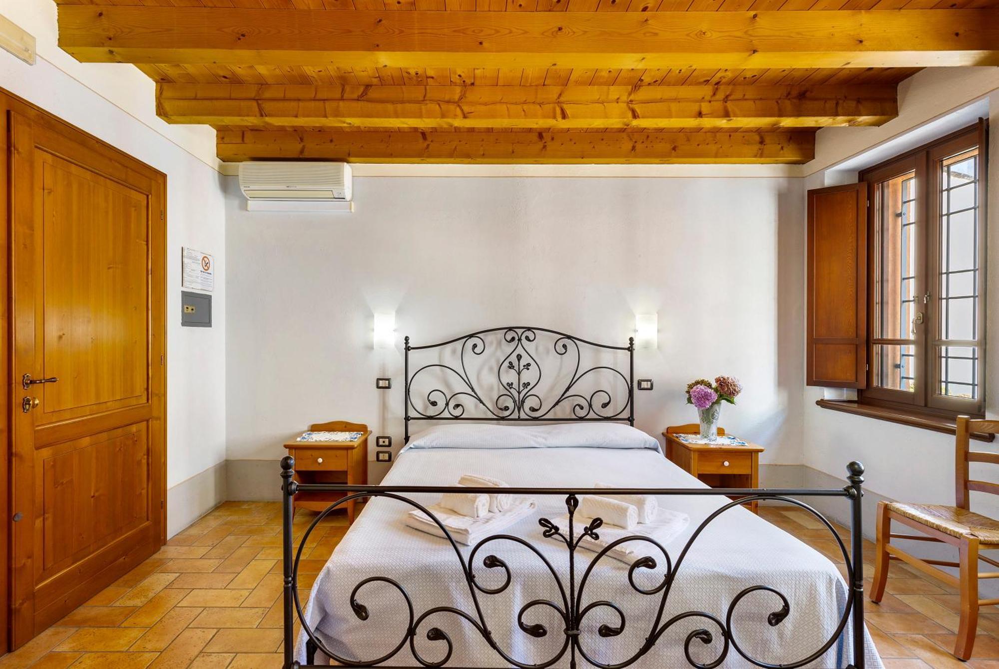 New Agriturismo Corte Olfino 蒙赞巴诺 外观 照片