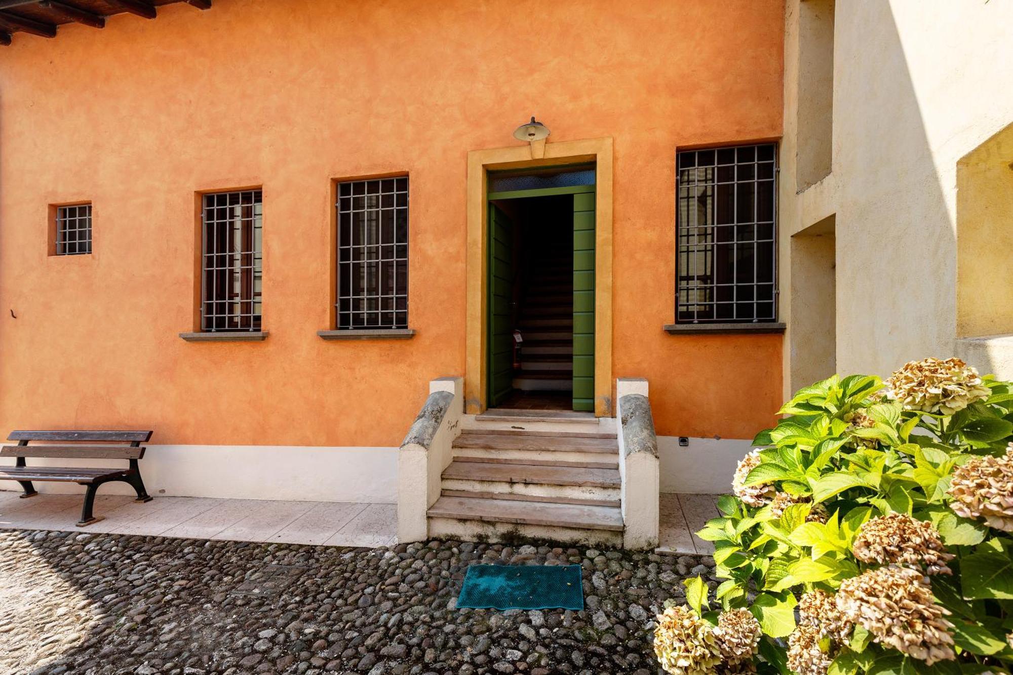 New Agriturismo Corte Olfino 蒙赞巴诺 外观 照片
